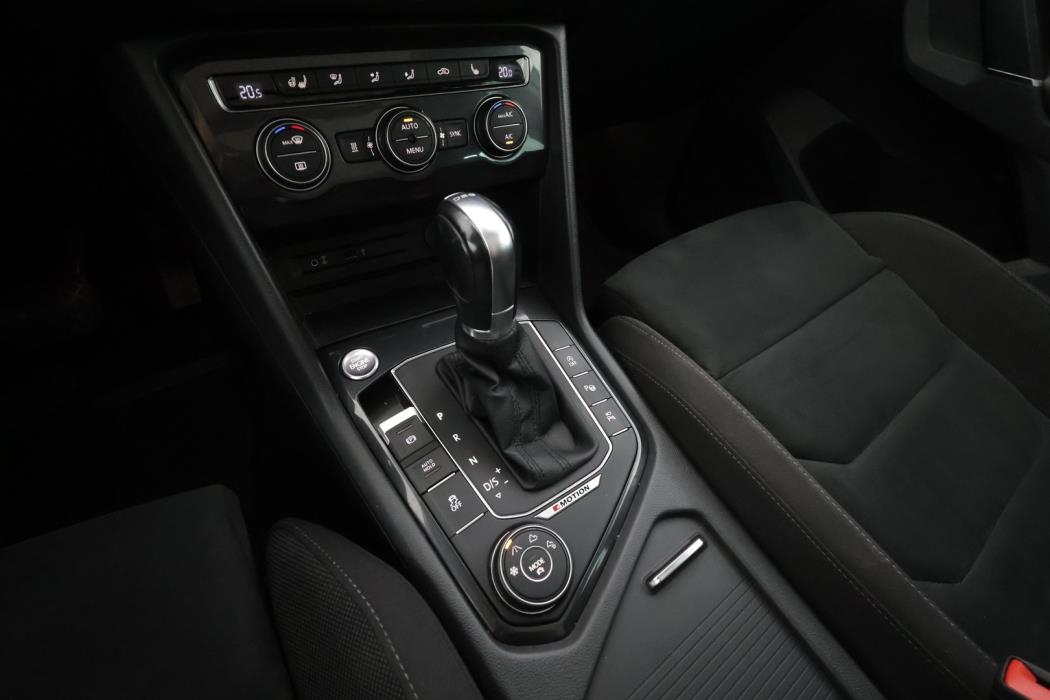 VOLKSWAGEN Tiguan 2017