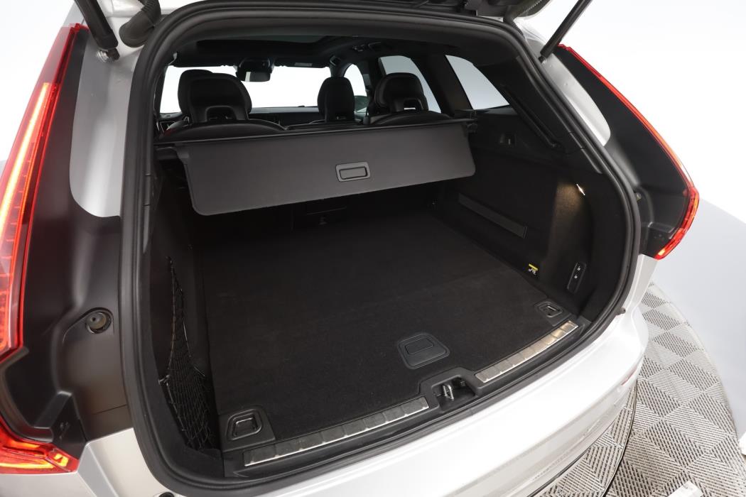 VOLVO XC60 2018
