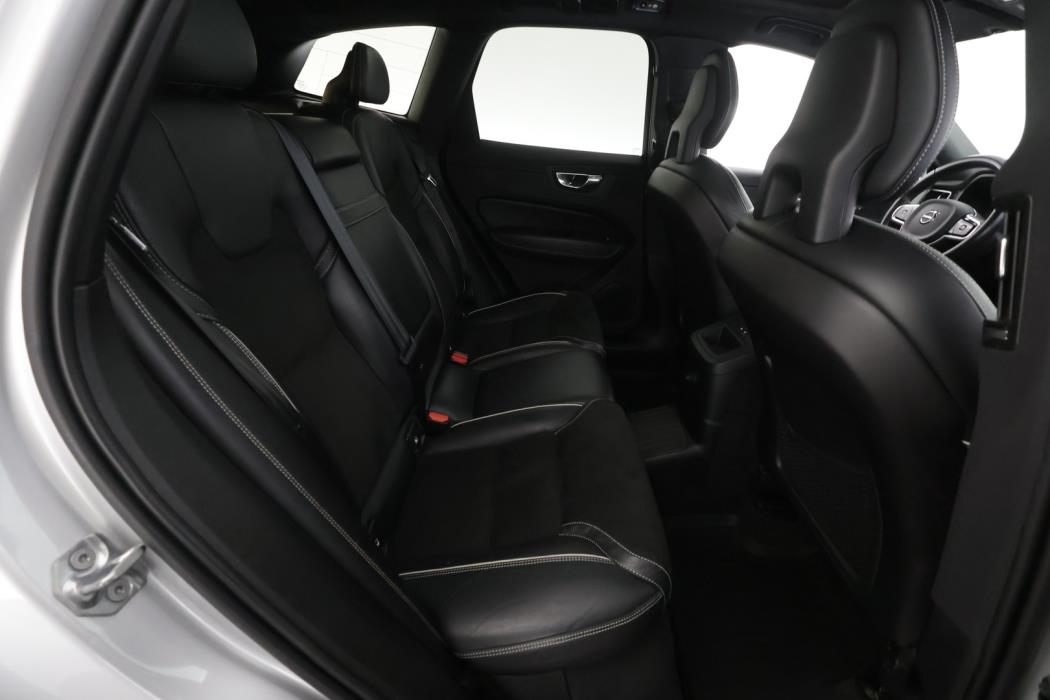 VOLVO XC60 2018