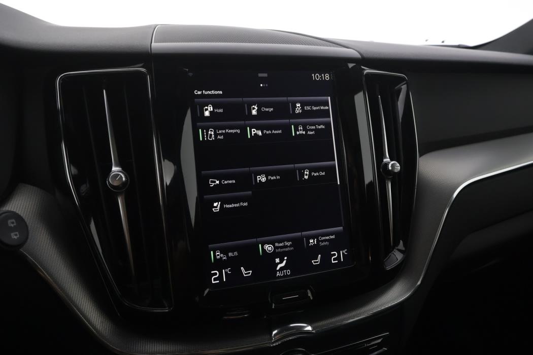 VOLVO XC60 2018