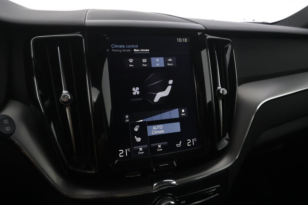 VOLVO XC60 2018