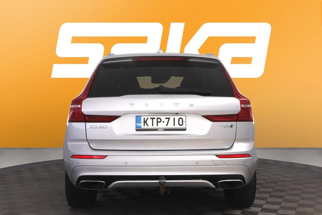 VOLVO XC60 2018
