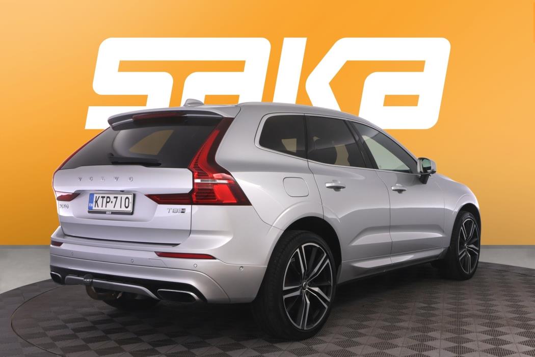VOLVO XC60 2018