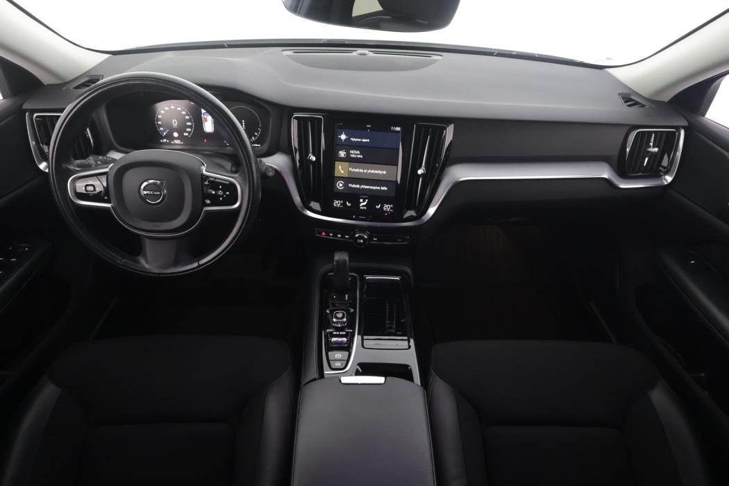 VOLVO V60 2020
