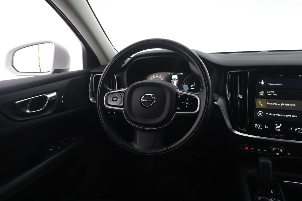 VOLVO V60 2020