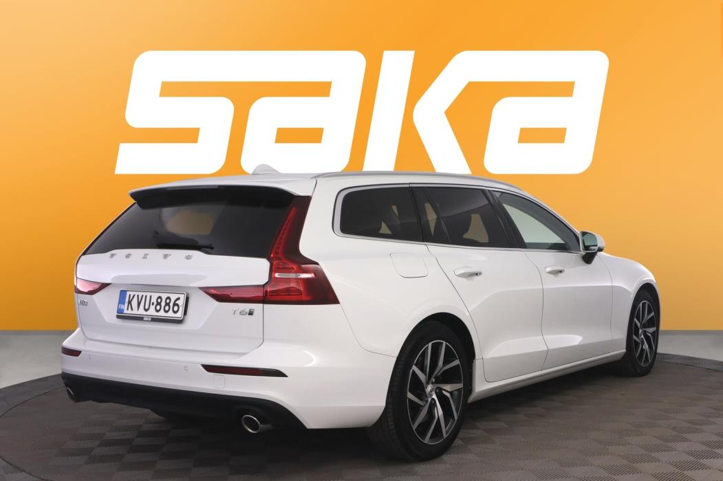 VOLVO V60 2020