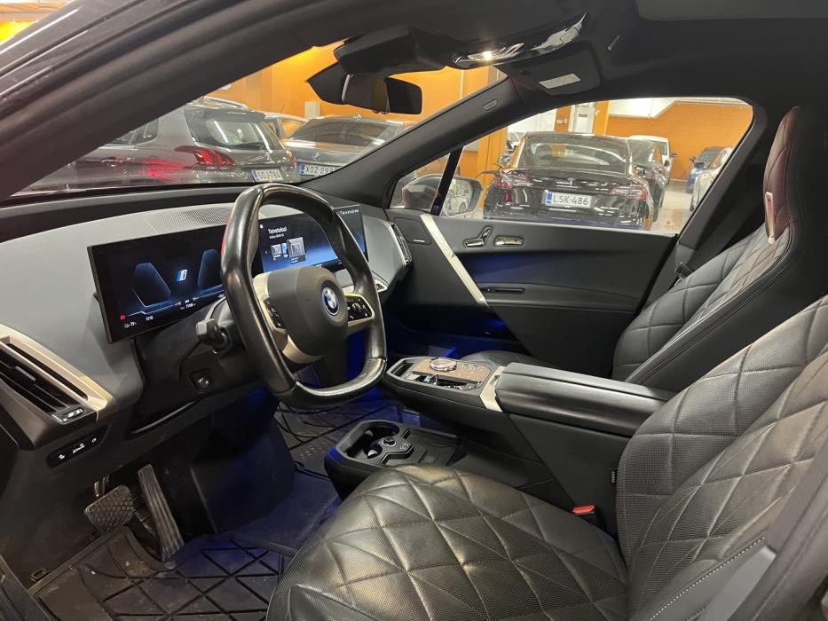 BMW iX 2023