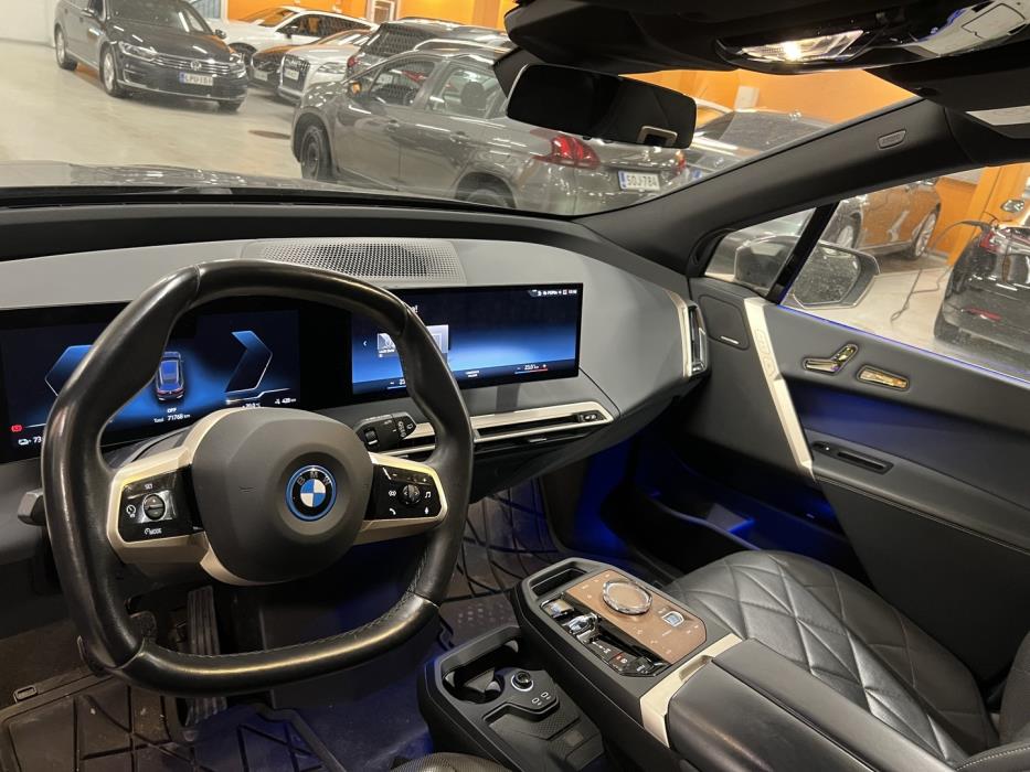 BMW iX 2023
