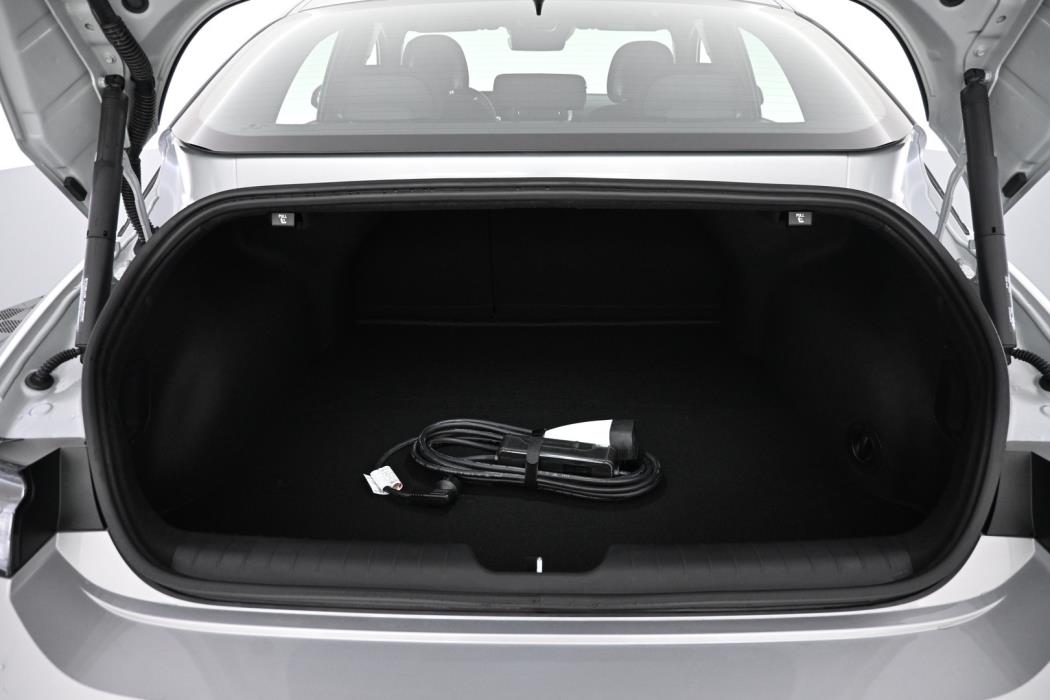 HYUNDAI Ioniq 6 2025