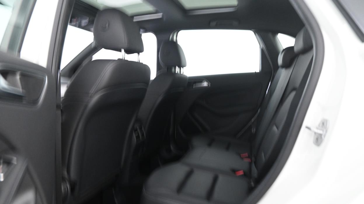 MERCEDES-BENZ B 2017