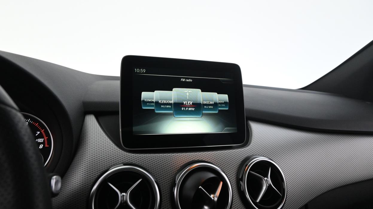 MERCEDES-BENZ B 2017