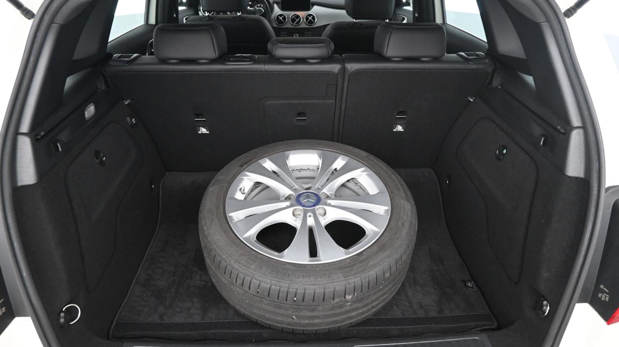 MERCEDES-BENZ B 2017