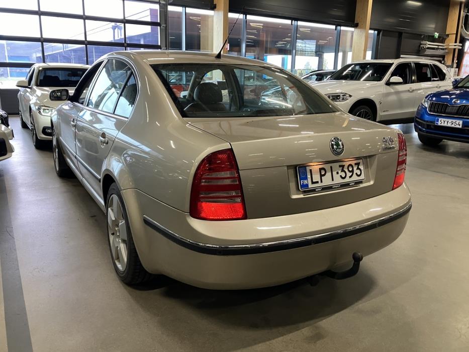 SKODA Superb 2006