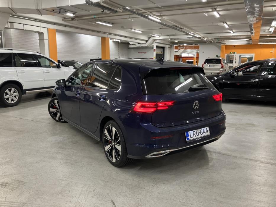 VOLKSWAGEN Golf 2022