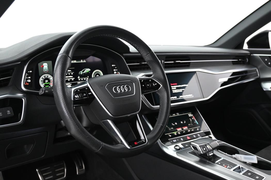 AUDI A6 2021