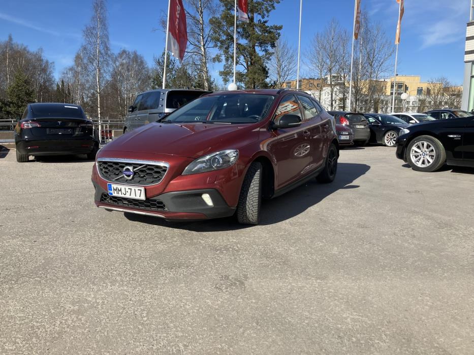 VOLVO V40 Cross Country 2015