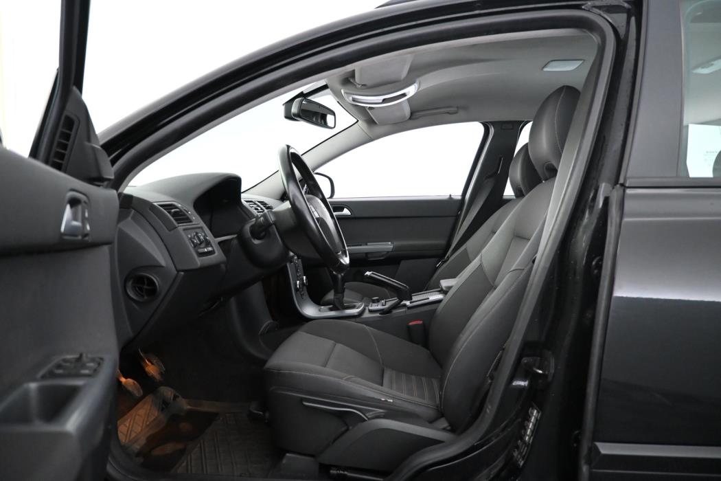 VOLVO V50 2011