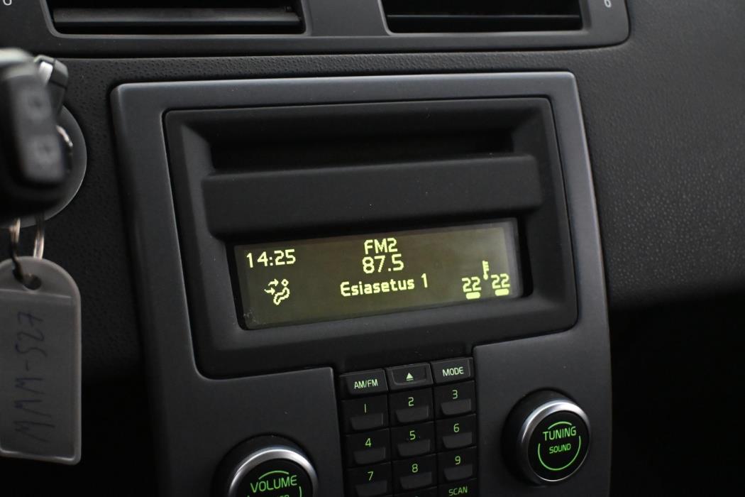 VOLVO V50 2011