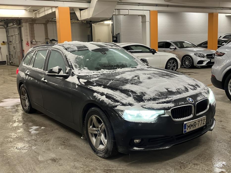 BMW 320 2016