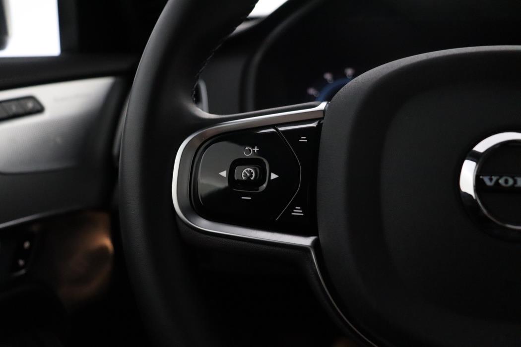VOLVO XC90 2024