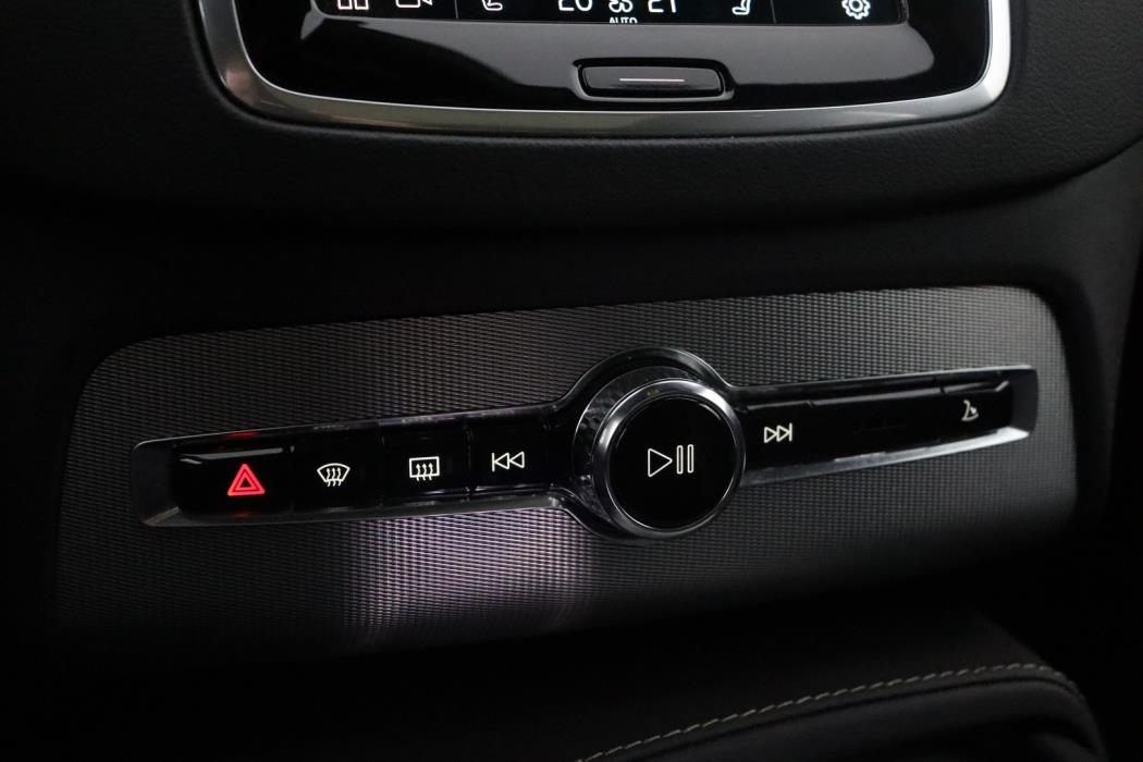 VOLVO XC90 2024
