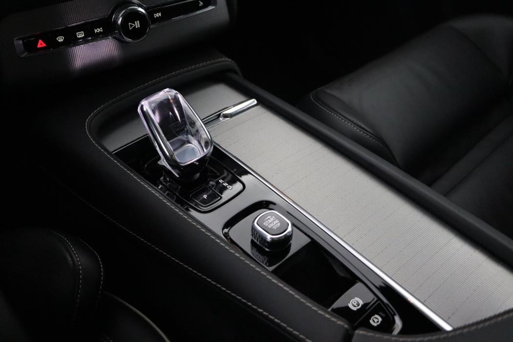 VOLVO XC90 2024