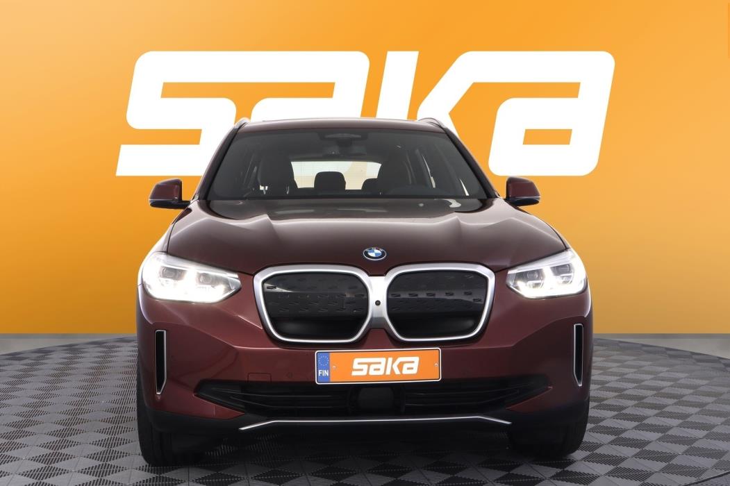 BMW iX3 2021