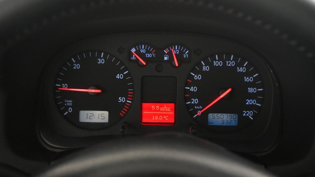 VOLKSWAGEN Bora 2001