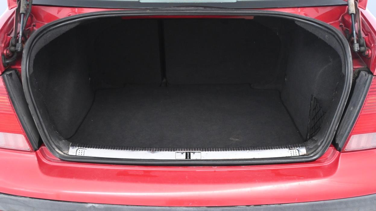 VOLKSWAGEN Bora 2001