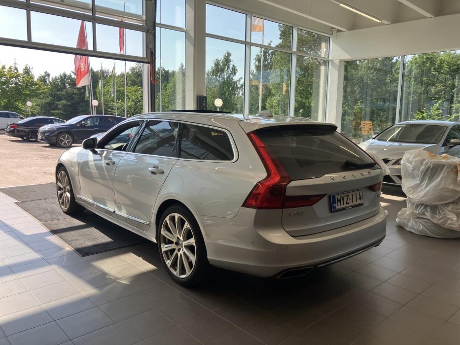 VOLVO V90 2019