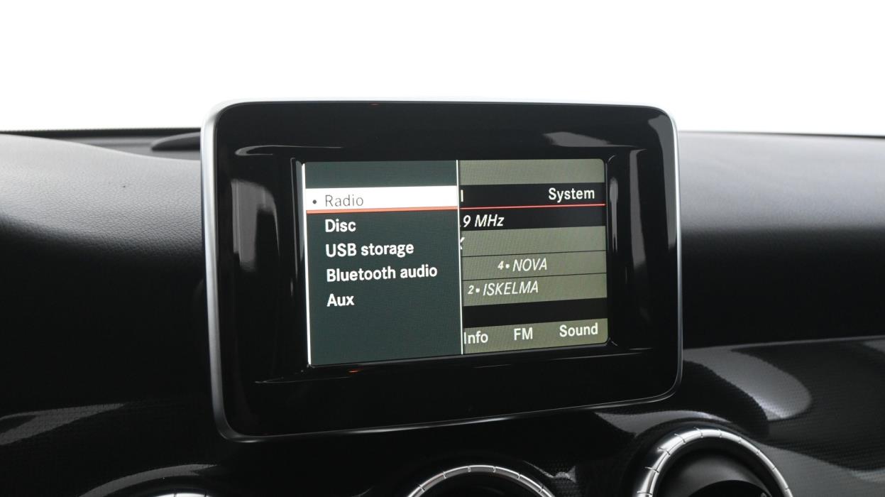 MERCEDES-BENZ CLA 2013