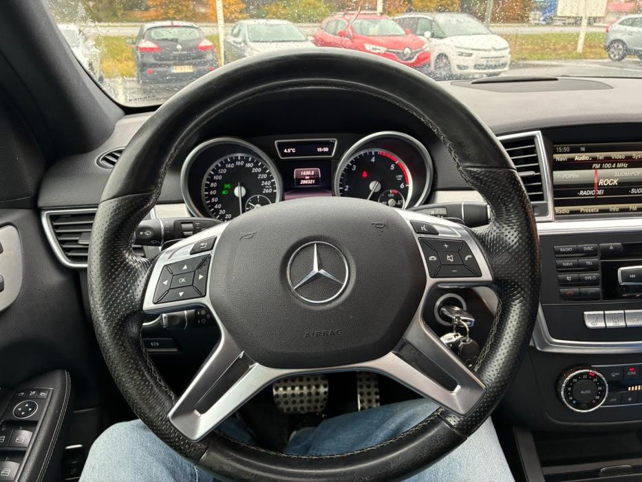 MERCEDES-BENZ ML 2015