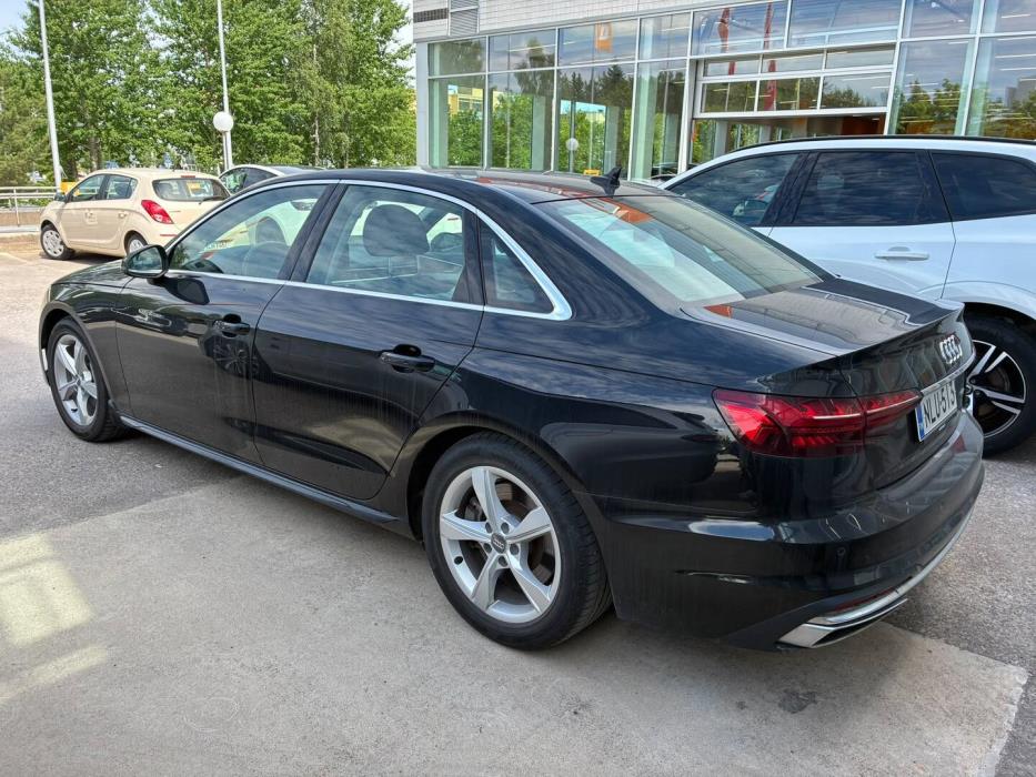 AUDI A4 2020
