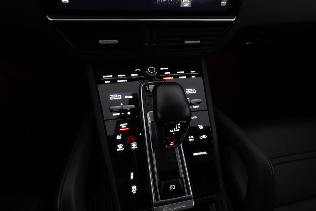 PORSCHE Cayenne 2022