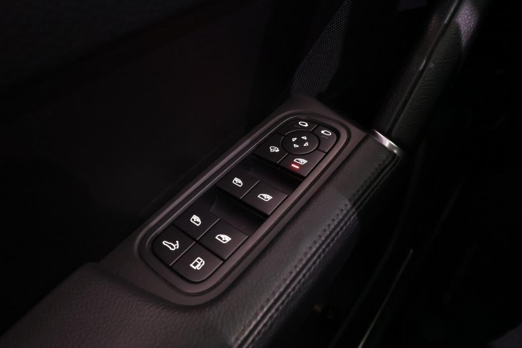 PORSCHE Cayenne 2022