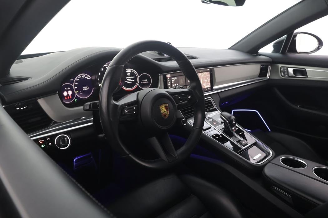 PORSCHE Panamera 2021