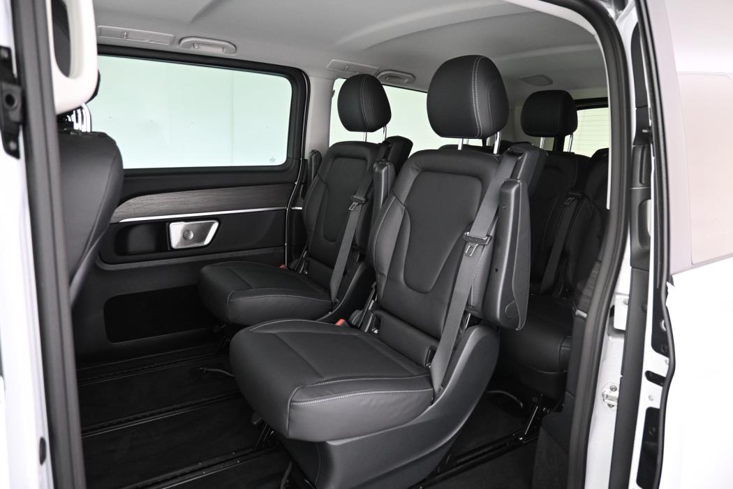 MERCEDES-BENZ EQV 2026