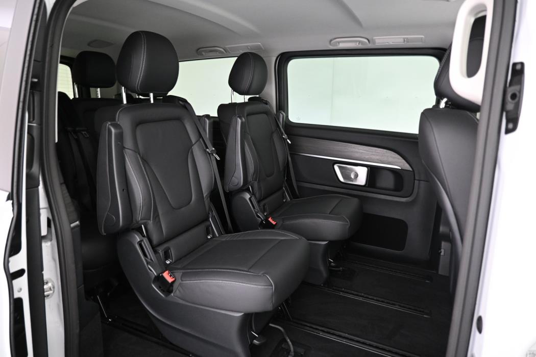 MERCEDES-BENZ EQV 2026