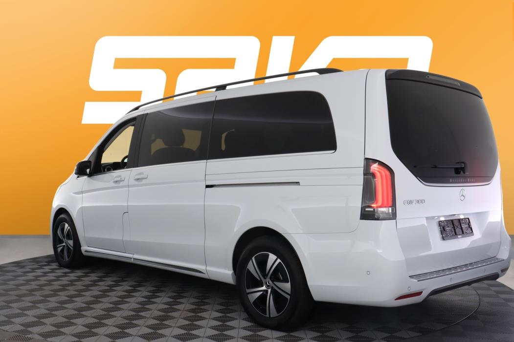 MERCEDES-BENZ EQV 2026