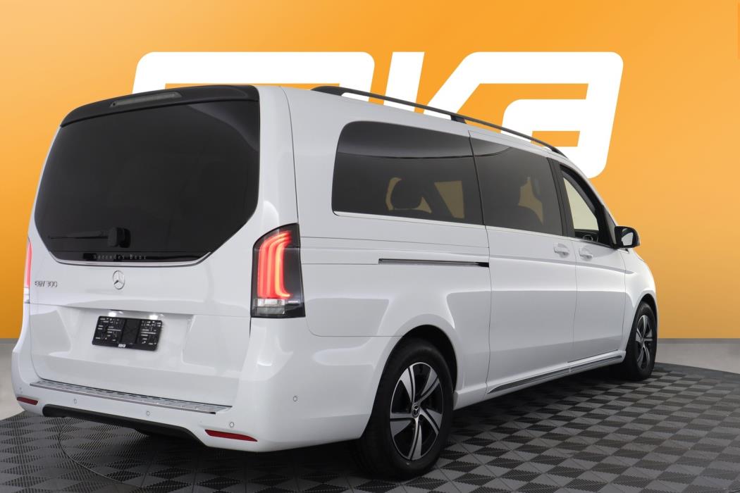 MERCEDES-BENZ EQV 2026