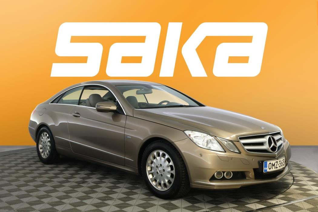 MERCEDES-BENZ E 2010
