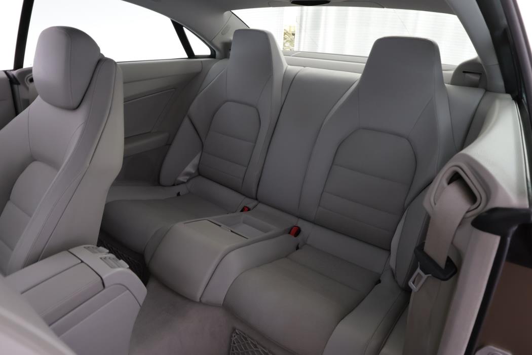 MERCEDES-BENZ E 2010