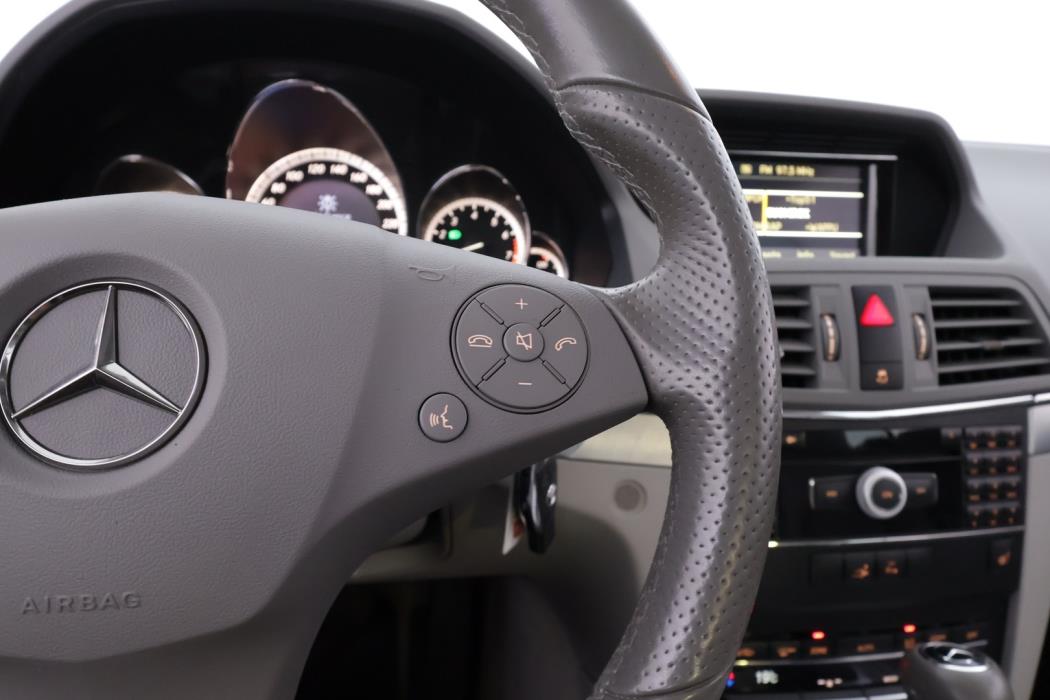 MERCEDES-BENZ E 2010