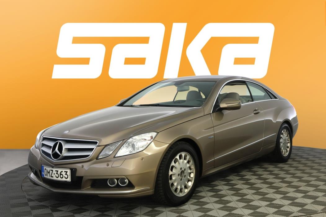 MERCEDES-BENZ E 2010