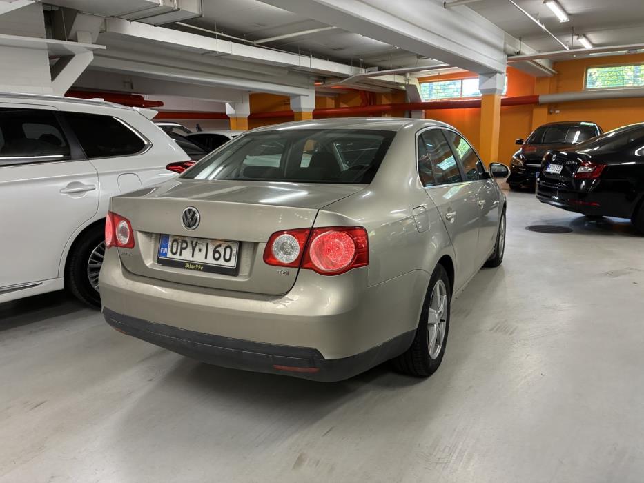 VOLKSWAGEN Jetta 2007