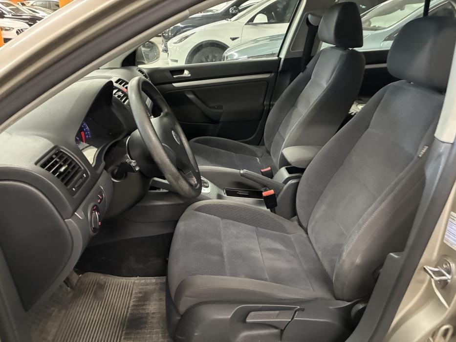 VOLKSWAGEN Jetta 2007