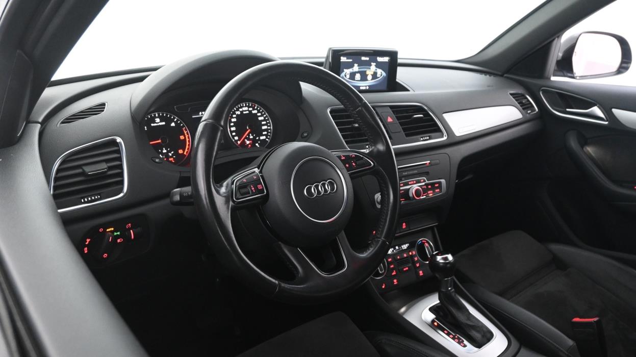 AUDI Q3 2016