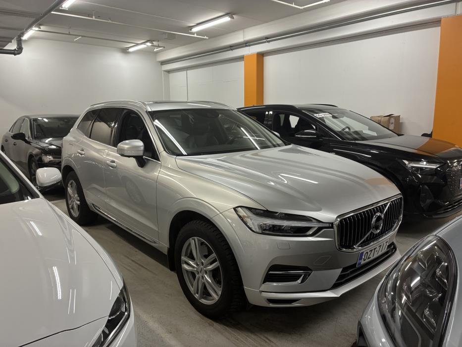 VOLVO XC60 2021