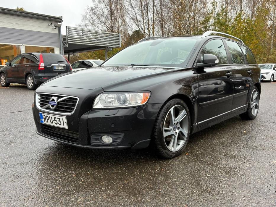 VOLVO V50 2012