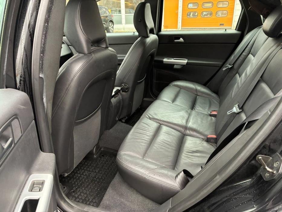 VOLVO V50 2012